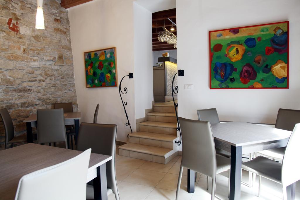 Boutique Hotel Dvor دوبروفو المظهر الخارجي الصورة
