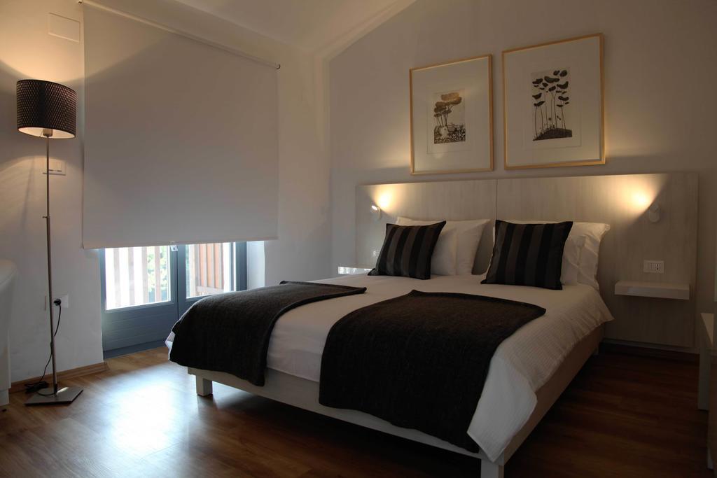 Boutique Hotel Dvor دوبروفو الغرفة الصورة