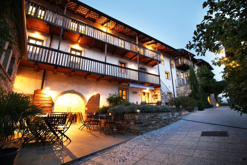 Boutique Hotel Dvor دوبروفو المظهر الخارجي الصورة